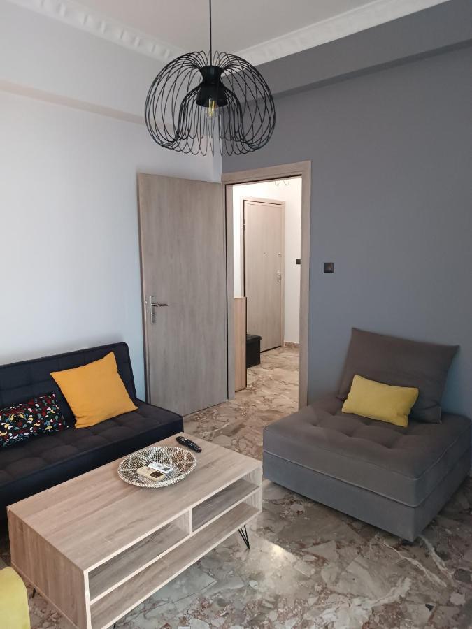 Sunshine Apartment Kalamata Bagian luar foto